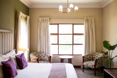 Bronte Hotel