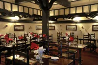 Cresta Churchill Hotel - breakfast