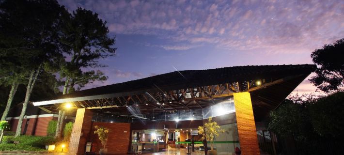 Hotel Colonial Iguaçu โรงแรมในฟอส โด อีกวาซู