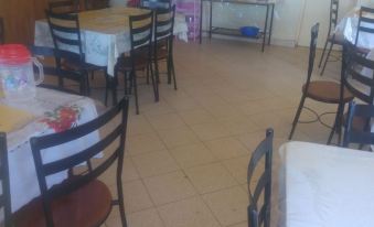 Benaris Hotel & Lodge