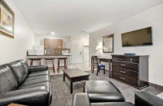 Guest House Inn & Suites