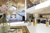 CAPOLAGO HOTEL - piscina