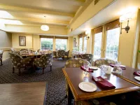 Royal Scot Hotel & Suites Hotels in Victoria