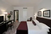 Grand Hotel Oriente Hotels in Naples