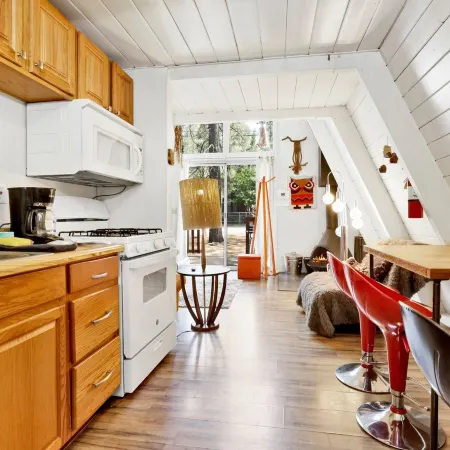 Sunrise Cottage #1800