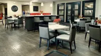 Hawthorn Suites by Wyndham Lubbock - breakfast
