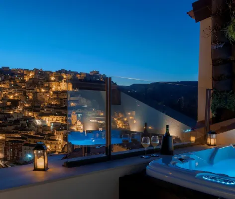 Dimora Bonafede Ibla Design Rooms - سرير ووجبة إفطار