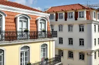 Brown's Central Hotel Hotels near Santa Justa Lift