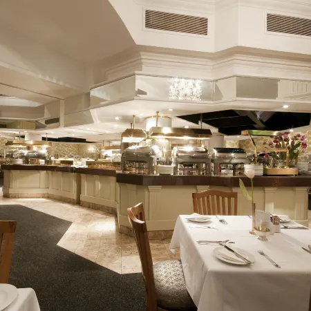 Manhattan Hotel
