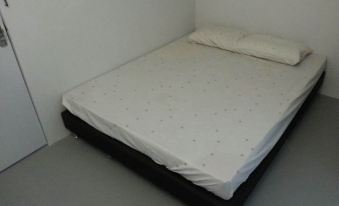 Check Inn KEK Lok Si Ayer Itam