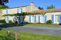 L'Instant Bleu Hotel di Marans
