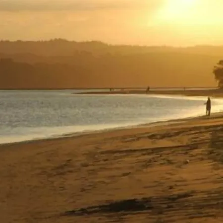 Moanarua Beach Cottage