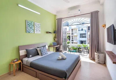 HoLo Fairy House Saigon - Serviced Homestay