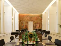 Palazzo Esedra Hotels in Naples