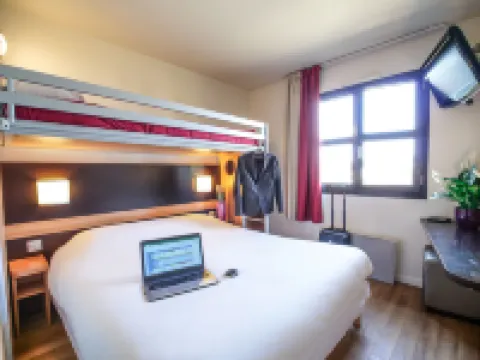 Hôtel Inn Design & Restaurant Chartres โรงแรมในชาทร์