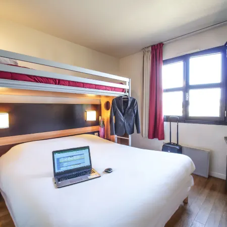 Hôtel Inn Design & Restaurant Chartres Hotels in Chartres