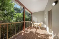Lennox Beach Resort Hotels in Lennox Head
