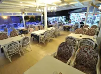 Sun Kiss Hotel