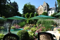 Hotel "Burgstall" Schloss Egg Hotels in Neukirchen