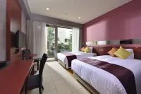 Community & Spa Naha Central Hotel