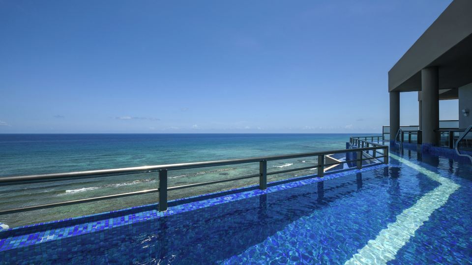 Hotel El Dorado Seaside Suites