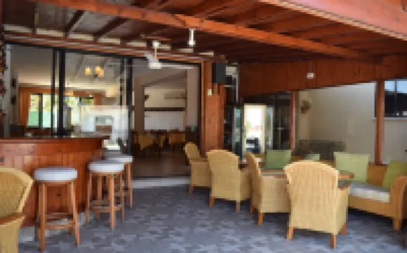 Anna Hotel Apartments Hotel di Tremithousa