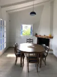 La Maison Bleu Hotel a Petalidi