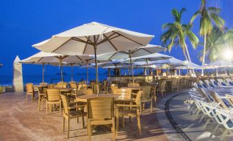 Tesoro Ixtapa Beach Resort
