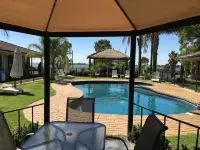 Capricorn Motor Inn Hotels in Mulwala