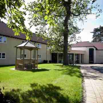 CBH Hogarths Hotel Solihull Hotel Exterior