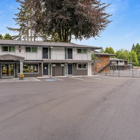 Interurban Suites Hotel
