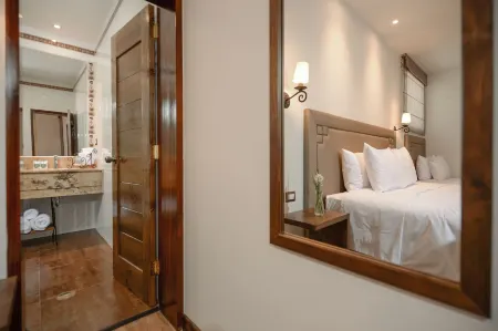 Casa Esmeralda by Katari