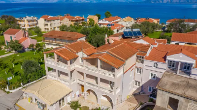 Korina Apart Hotel Kavos Hotel a 