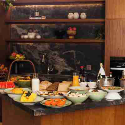 Villa Lenu Dining/Meeting Rooms