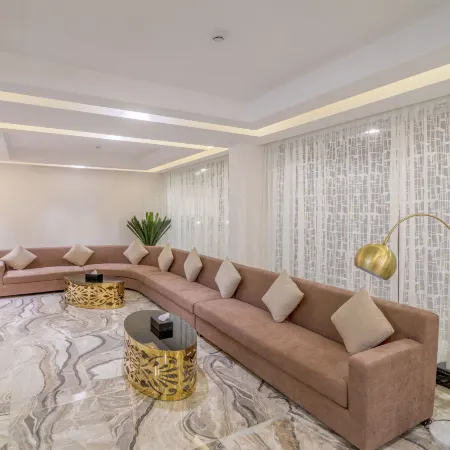 South Hotel Suites