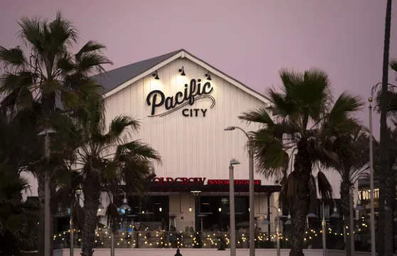 金普頓岸邊亨廷頓海灘度假村