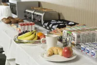 The Business Inn - breakfast