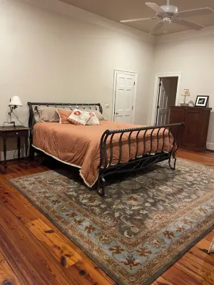 Pear Tree Farm.  Peaceful, Country living at its best. 12 stables. Pet Friendly