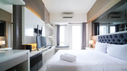 Homey Studio Connected to Mall at Orchard Supermall Mansion Apartment - 3-Star