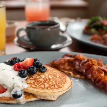 Bacalari - Adults Only