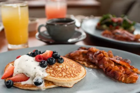 Bacalari - Adults Only