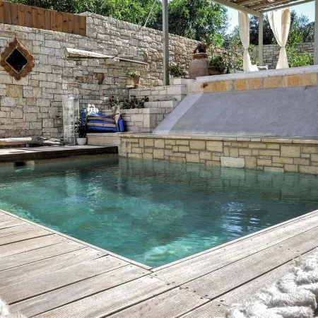 Leonora House with Private Pool Close to Gaios
