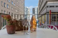 Huswell - Queen at Sea: Modern 2 Bedroom Apartement