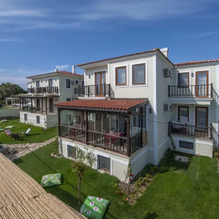 K Bozcaada Paralia