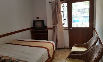 New Bali Indah Hotel Bandung