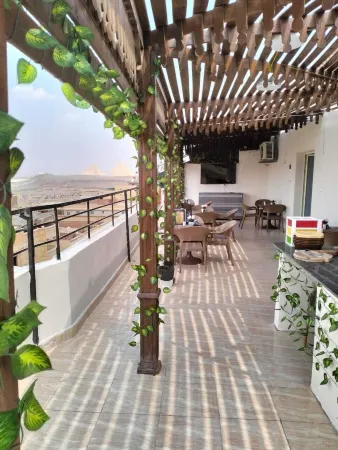 Pyramids High View Inn