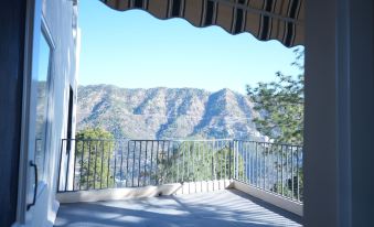 Playotel Resort Kasauli