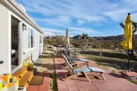 @ Marbella Lane - 10 Acres Oasis Desert Retreat! Hotels in San Bernardino County