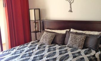 3 Bedroom Condo w/ Ocean View - Tres Regalos 201N by RedAwning