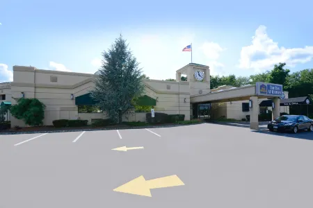 Best Western the Inn at Ramsey Отели в г. Монтебелло